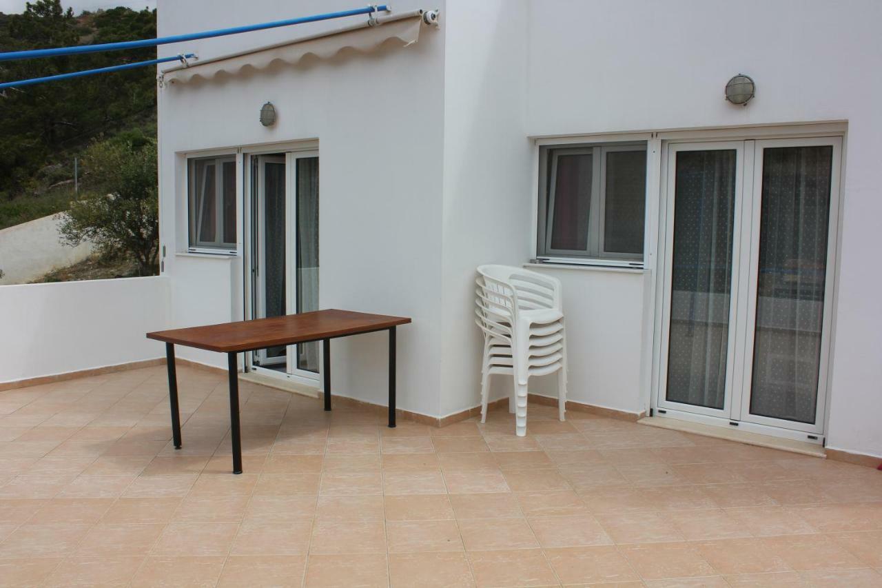Aaron Studios Apartments 阿依弗西亚 外观 照片