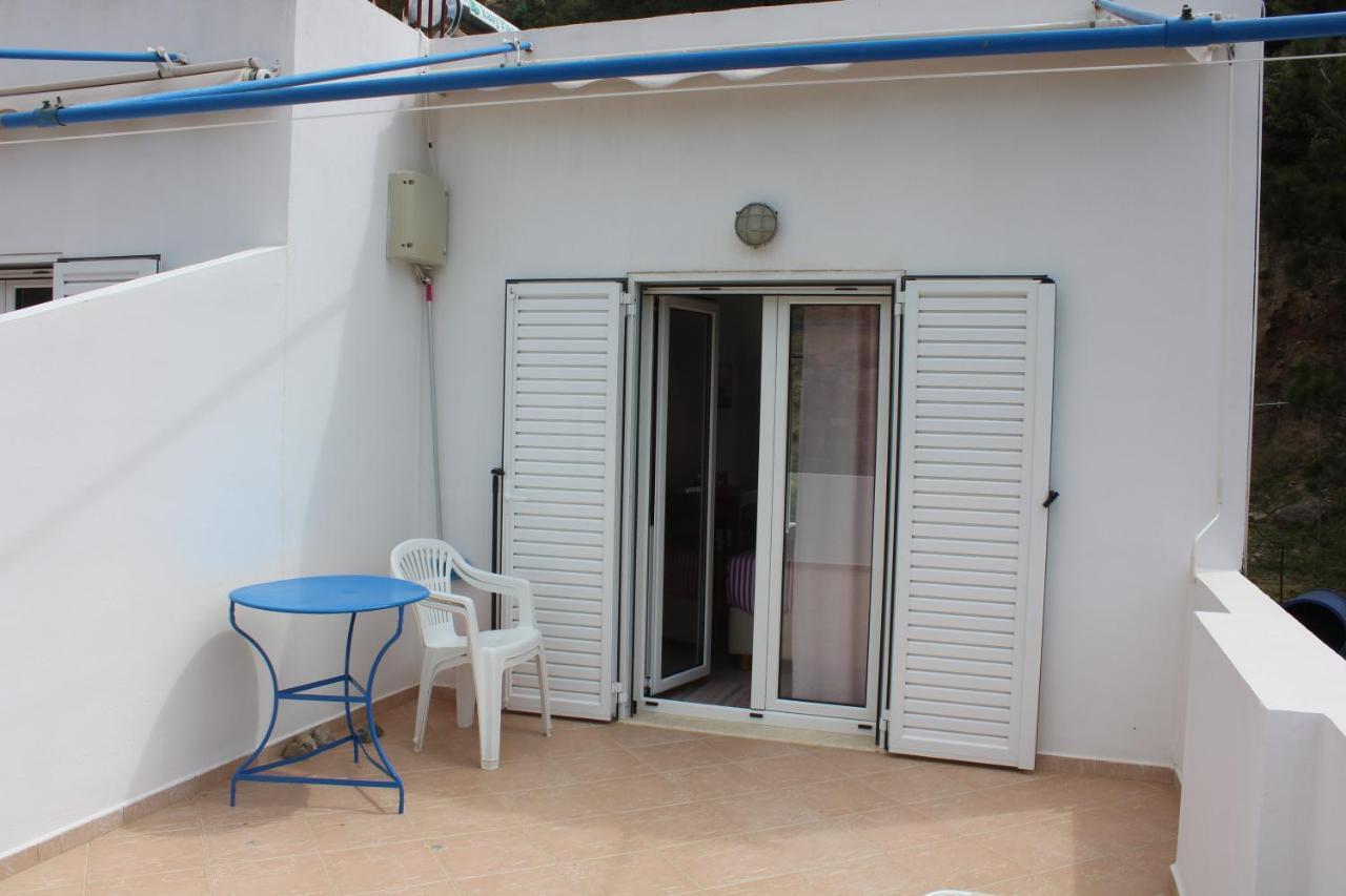 Aaron Studios Apartments 阿依弗西亚 外观 照片